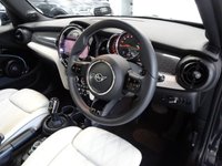 USED 2022 72 MINI HATCH 2.0 Cooper S Exclusive Hatchback 5dr Petrol Steptronic Euro 6 (s/s) (178 ps) PREMIUM PLUS PACK-PAN ROOF