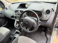 USED 2020 20 RENAULT KANGOO MAXI ZE LL21 33kWh Business Crew Van 4dr Electric Auto L3 H1 (i) (60 ps) AUX. HEATER FOR GREATER RANGE