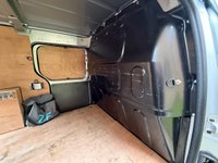 USED 2020 20 RENAULT KANGOO MAXI ZE LL21 33kWh Business Crew Van 4dr Electric Auto L3 H1 (i) (60 ps) AUX. HEATER FOR GREATER RANGE