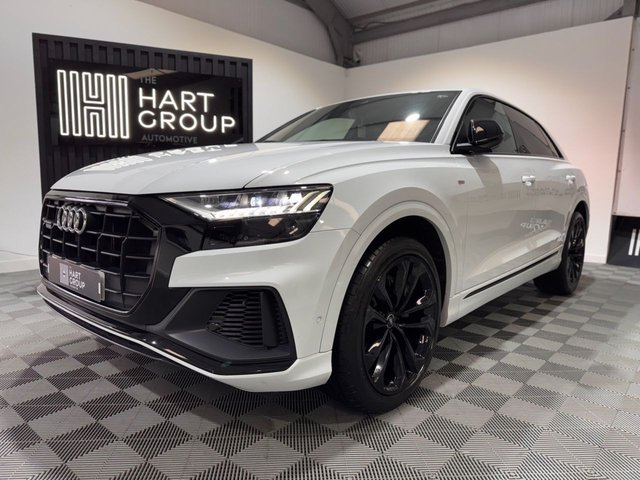 View our AUDI Q8