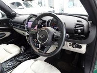 USED 2023 72 MINI CLUBMAN 1.5 Cooper Exclusive Estate 6dr Petrol Steptronic Euro 6 (s/s) (136 ps) PREMIUM PLUS PACK-PAN ROOF