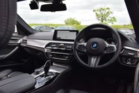 USED 2018 68 BMW 5 SERIES 3.0 540i GPF M Sport Saloon 4dr Petrol Auto xDrive Euro 6 (s/s) (340 ps) TECHNOLOGY PACK / DISPLAY KEY