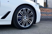 USED 2018 68 BMW 5 SERIES 3.0 540i GPF M Sport Saloon 4dr Petrol Auto xDrive Euro 6 (s/s) (340 ps) TECHNOLOGY PACK / DISPLAY KEY