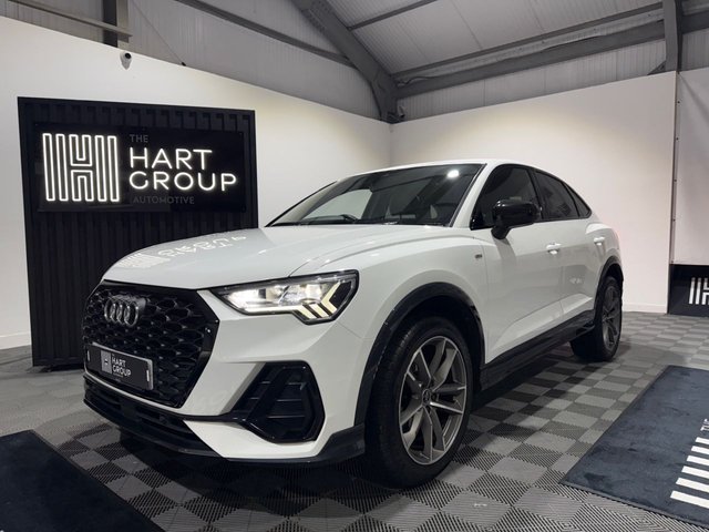 View our AUDI Q3