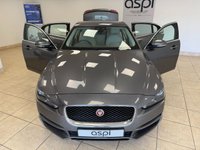 USED 2018 18 JAGUAR XE 2.0i Prestige Saloon 4dr Petrol Auto Euro 6 (s/s) (250 ps) OFF WHITE LEATHER, SATELLITE NAVIGATION, CLIMATE CONTROL, REAR PARKING SENSORS, FRONT ARM REST, MULTI FUNCTION STEERING WHEEL, CRUISE CONTROL, MEDIA, BLUETOOTH, 17&rdquo; ALLOY WHEELS, PADDLE SHIFT, DAB.