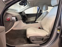 USED 2018 18 JAGUAR XE 2.0i Prestige Saloon 4dr Petrol Auto Euro 6 (s/s) (250 ps) OFF WHITE LEATHER, SATELLITE NAVIGATION, CLIMATE CONTROL, REAR PARKING SENSORS, FRONT ARM REST, MULTI FUNCTION STEERING WHEEL, CRUISE CONTROL, MEDIA, BLUETOOTH, 17&rdquo; ALLOY WHEELS, PADDLE SHIFT, DAB.