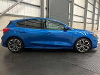 USED 2020 70 FORD FOCUS 1.5 ECOBLUE 120PS DIESEL MANUAL 5DR HATCHBACK ST-LINE X 