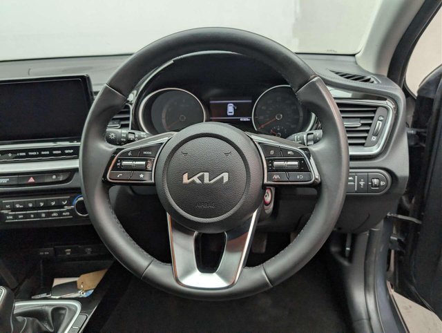USED 2022 72 KIA CEED 1.5 Ceed 3 ISG 5dr CLICK+COLLECT / HOME DELIVERY