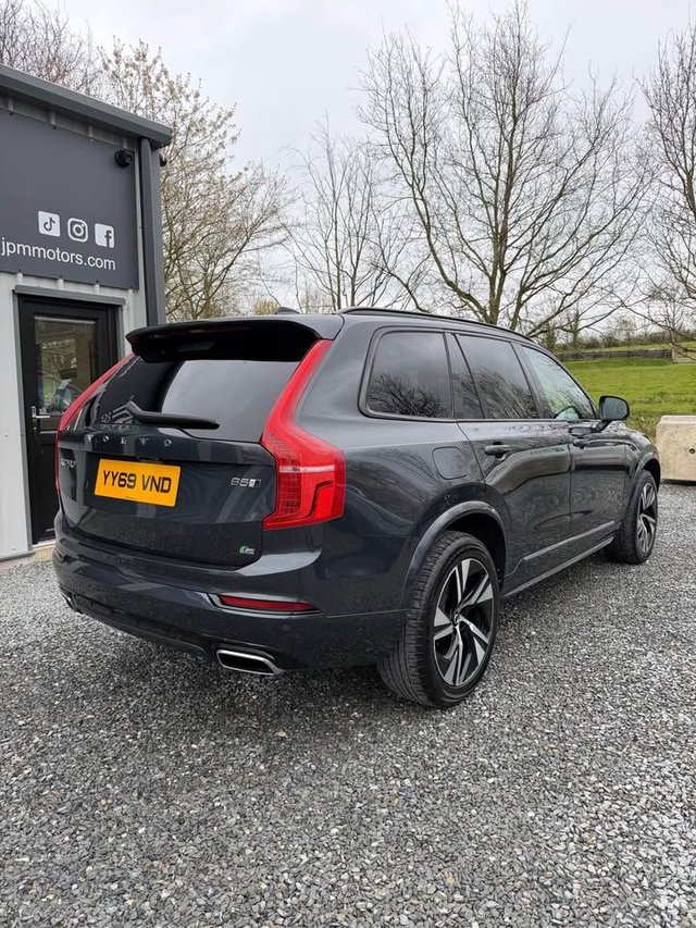View our VOLVO XC90