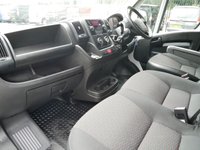 USED 2021 71 PEUGEOT BOXER 335 2.2 BLUEHDI 140 BHP L3 LONG LUTON ( TAIL-LIFT ) 1 OWNER | AIR CON | JC PAYNE | TAIL-LIFT