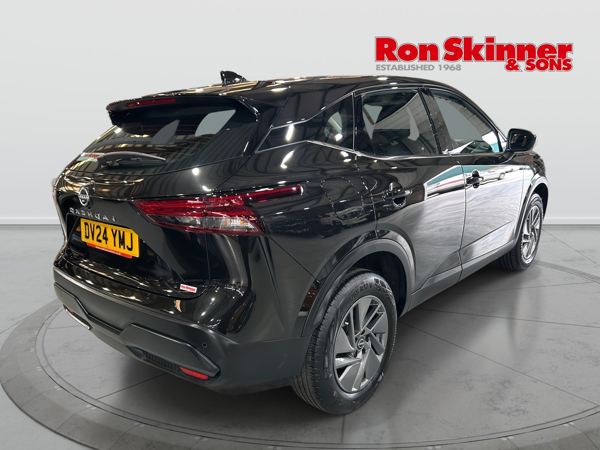 USED 2024 24 NISSAN QASHQAI 1.3 DIG-T MHEV Acenta Premium SUV 5dr Petrol Hybrid Manual Euro 6 (s/s) (140 ps) 