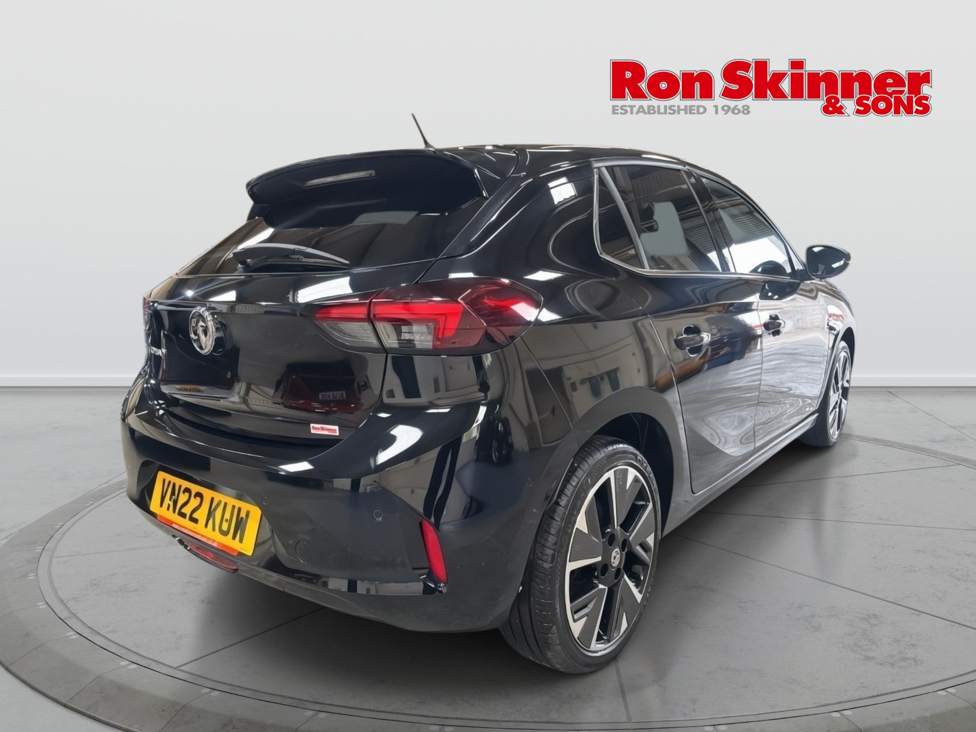 USED 2022 22 VAUXHALL Corsa Electric 50kWh Elite Premium Hatchback 5dr Electric Auto (136 ps) 