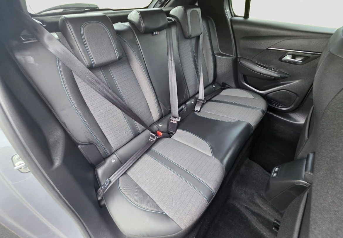 USED 2022 22 PEUGEOT E-208 50kWh Allure Premium Hatchback 5dr Electric Auto (7kW Charger) (136 ps) 