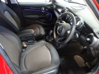 USED 2022 72 MINI HATCH 1.5 Cooper Classic Hatchback 5dr Petrol Steptronic Euro 6 (s/s) (136 ps) AIR CON CRUISE P/SENSORS CARPLAY