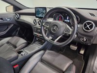 USED 2019 19 MERCEDES-BENZ GLA 2.0 GLA250 AMG Line (Premium Plus) SUV 5dr Petrol 7G-DCT 4MATIC Euro 6 (s/s) (211 ps) 