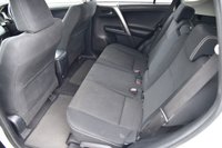 USED 2015 65 TOYOTA RAV4 2.0 D-4D Business Edition SUV 5dr Diesel Manual Euro 6 (s/s) (143 ps) Full Service History | ULEZ Free | Reversing Camera | Satellite Navigation | Park Assist | MOT Valid (13/01/2027)