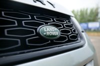 USED 2018 18 LAND ROVER DISCOVERY SPORT 2.0 SD4 HSE Dynamic Lux SUV 5dr Diesel Auto 4WD Euro 6 (s/s) (240 ps) INDUS SILVER METALLIC PAINTWORK + WINTER PACK + SUNROOF + MERDIAN S