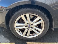 USED 2012 12 VOLVO V60 2.4 D5 SE Lux Nav Estate 5dr Diesel Geartronic Euro 5 (215 ps) THIS AUTOMATIC ESTATE VOLVO V60 COMES WITH COMPREHENSIVE VOLVO SPECIALIST SERVICE HISTORY, AN MOT UNTIL MAY 2027, FULL LEATHER INTERIOR, SAT NAV, DAB RADIO AND MUCH MORE