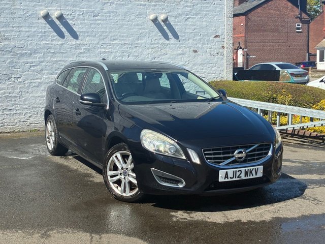 2012 V60 2.4 D5 SE LUX NAV ESTATE 5DR DIESEL GEARTRONIC EURO 5 215... photo