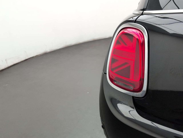 USED 2019 69 MINI HATCH 1.5 Cooper Classic 3dr CLICK+COLLECT / HOME DELIVERY