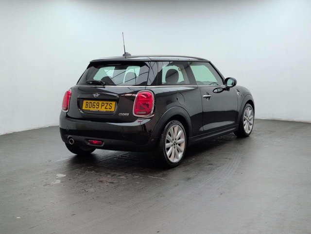 USED 2019 69 MINI HATCH 1.5 Cooper Classic 3dr CLICK+COLLECT / HOME DELIVERY