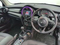 USED 2019 69 MINI HATCH 1.5 Cooper Classic 3dr CLICK+COLLECT / HOME DELIVERY