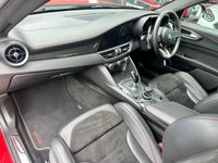 USED 2017 17 ALFA ROMEO GIULIA 2.9 V6 Bi-Turbo Quadrifoglio Saloon 4dr Petrol Auto Euro 6 (s/s) (510 ps) Saloon