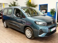 USED 2025 74 VAUXHALL Combo Life Electric 52kWh Design XL MPV 5dr Electric Auto (7.4kW Charger) (136 ps) 7 SEATS CARPLAY CRUISE CONTROL PARKING SENSORS 1 OWNER SERVICE HISTORY WARRANTY
