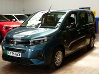 USED 2025 74 VAUXHALL Combo Life Electric 52kWh Design XL MPV 5dr Electric Auto (7.4kW Charger) (136 ps) 7 SEATS CARPLAY CRUISE CONTROL PARKING SENSORS 1 OWNER SERVICE HISTORY WARRANTY