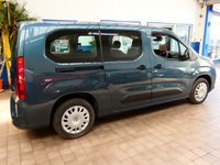 USED 2025 74 VAUXHALL Combo Life Electric 52kWh Design XL MPV 5dr Electric Auto (7.4kW Charger) (136 ps) 7 SEATS CARPLAY CRUISE CONTROL PARKING SENSORS 1 OWNER SERVICE HISTORY WARRANTY