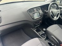 USED 2018 68 HYUNDAI I20 1.2 SE Launch Edition Hatchback 5dr Petrol Manual Euro 6 (s/s) (84 ps) 3 OWNER SERVICE HISTORY
