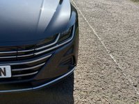 USED 2022 72 VOLKSWAGEN ARTEON 1.4 TSI 13kWh Elegance Shooting Brake 5dr Petrol Plug-in Hybrid DSG Euro 6 (s/s) (218 ps) RARE PLUG-IN-HYBRID WITH ONLY ONE OWNER FROM NEW, AND A FULL MAIN DEALER SERVICE HISTORY