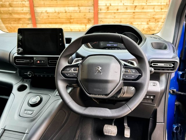View our PEUGEOT RIFTER