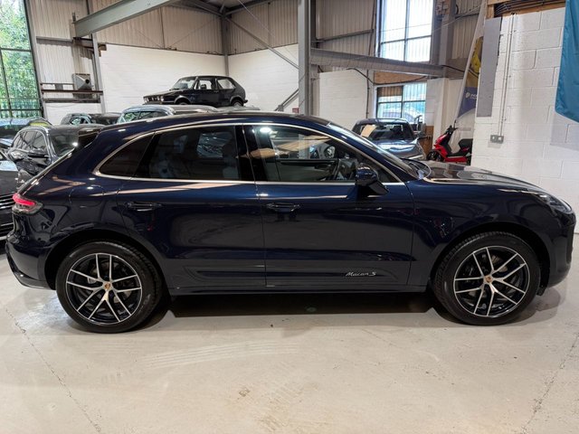 View our PORSCHE MACAN