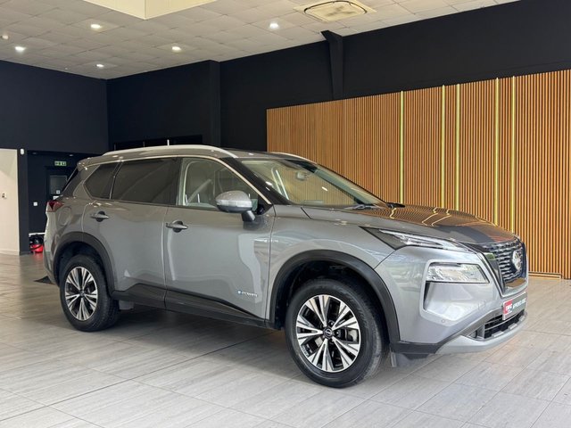 View our NISSAN X-TRAIL