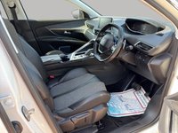 USED 2017 67 PEUGEOT 3008 1.2 PureTech Allure SUV 5dr Petrol EAT Euro 6 (s/s) (130 ps) FSH - 6 Months RAC Warranty - Next Nationwide Delivery Available