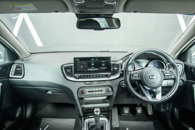 View our KIA XCEED