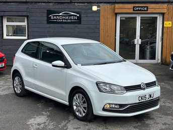 2015 VOLKSWAGEN POLO