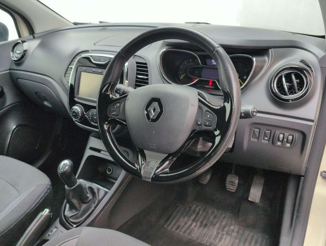USED 2016 16 RENAULT CAPTUR 1.5 Captur Dynamique Nav dCi 5dr CLICK & COLLECT/ HOME DELIVERY
