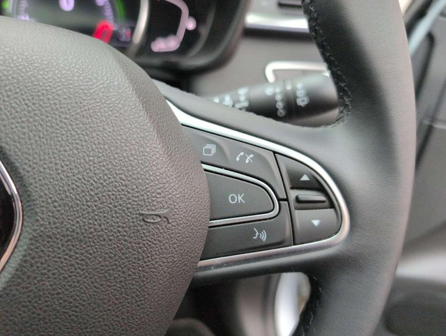 USED 2019 69 RENAULT KADJAR 1.3 Kadjar S Edition TCe Auto 5dr CLICK & COLLECT/ HOME DELIVERY