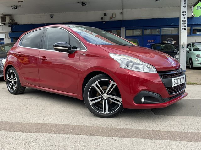 View our PEUGEOT 208