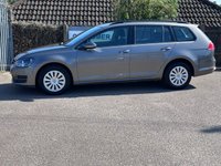 USED 2017 17 VOLKSWAGEN GOLF 1.6 TDI BlueMotion Tech S Estate 5dr Diesel Manual Euro 6 (s/s) (90 ps) 
