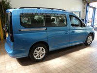 USED 2025 75 VOLKSWAGEN CADDY MAXI 2.0 TDI Life MPV 5dr Diesel DSG Euro 6 (s/s) (122 ps) 7 SEATS CARPLAY CRUISE CONTROL PARKING SENSORS LOW MILES 1 OWNER WARRANTY