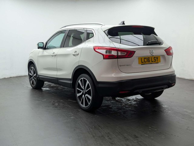 USED 2016 16 NISSAN QASHQAI 1.2 Qashqai Tekna DiG-T CVT 5dr CLICK+COLLECT / HOME DELIVERY
