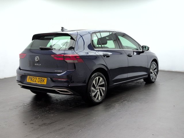 USED 2022 22 VOLKSWAGEN GOLF 1.4 Golf Style TSi E-Hybrid Semi-Auto 5dr CLICK+COLLECT / HOME DELIVERY