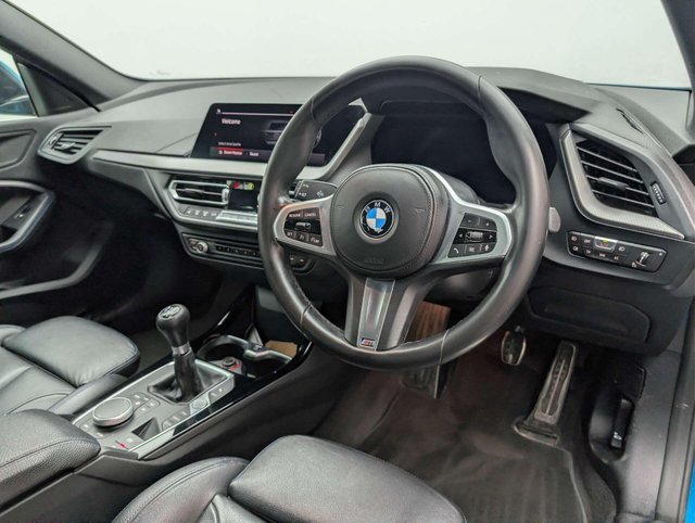 USED 2021 21 BMW 2 SERIES 1.5 218i M Sport 4dr CLICK+COLLECT / HOME DELIVERY