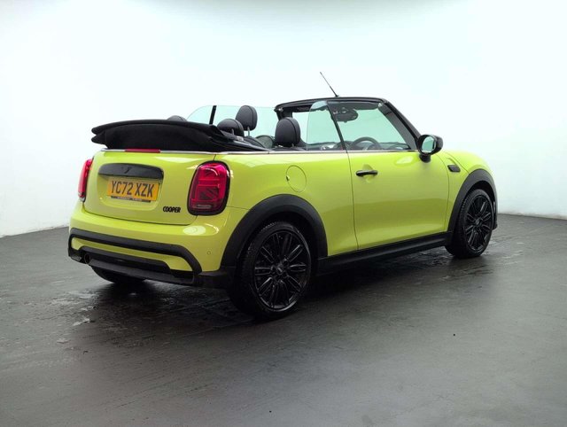 USED 2022 72 MINI CONVERTIBLE 1.5 Cooper Exclusive Auto 2dr CLICK+COLLECT / HOME DELIVERY