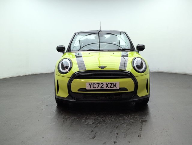 USED 2022 72 MINI CONVERTIBLE 1.5 Cooper Exclusive Auto 2dr CLICK+COLLECT / HOME DELIVERY