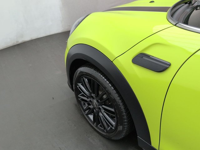 USED 2022 72 MINI CONVERTIBLE 1.5 Cooper Exclusive Auto 2dr CLICK+COLLECT / HOME DELIVERY