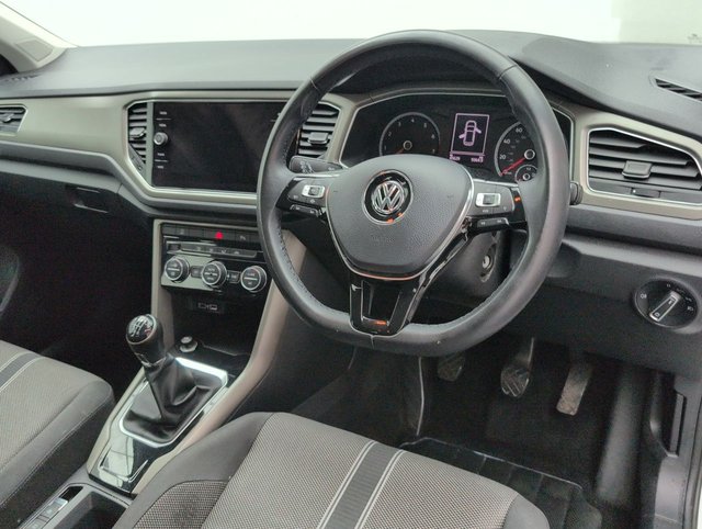 USED 2020 20 VOLKSWAGEN T-ROC 1.0 T-Roc SE TSi 5dr CLICK+COLLECT / HOME DELIVERY